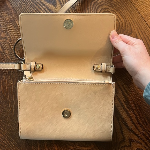 Calvin Klein Crossbody - Picture 2 of 4